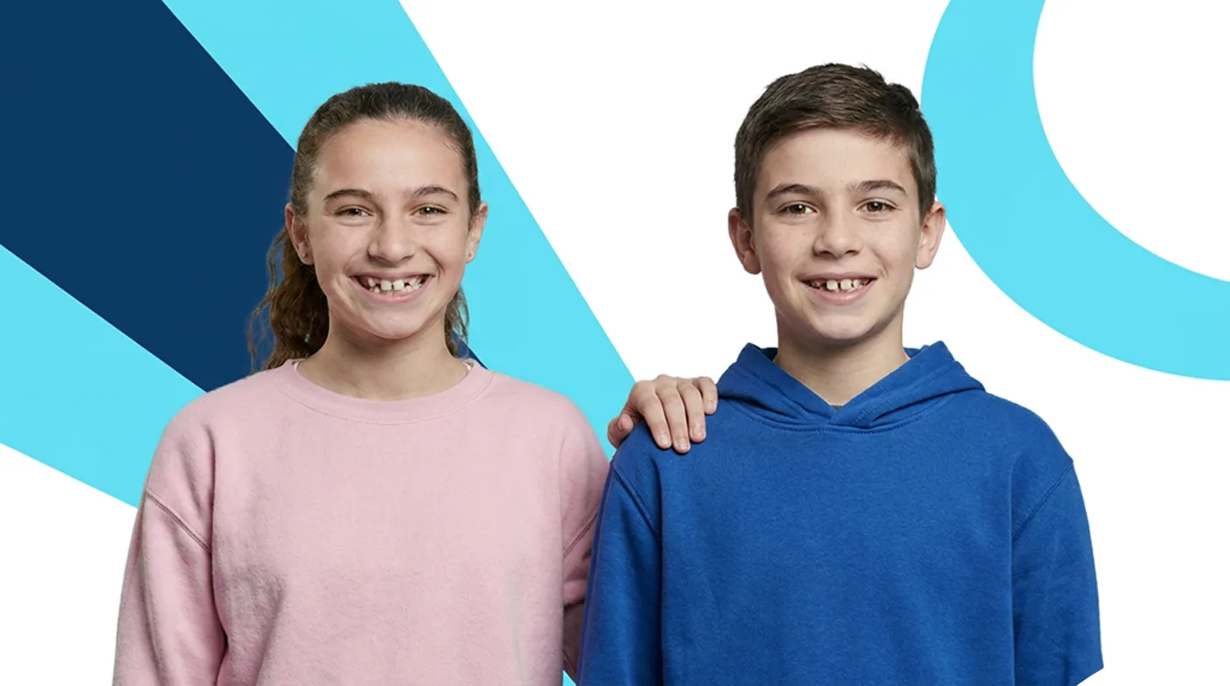 Sophie und Leon lächeln